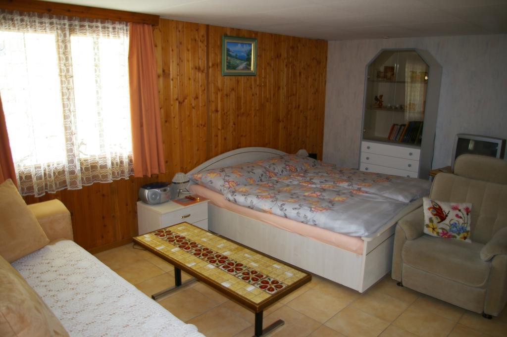 Bnb Villa Moncalme Travers Bagian luar foto